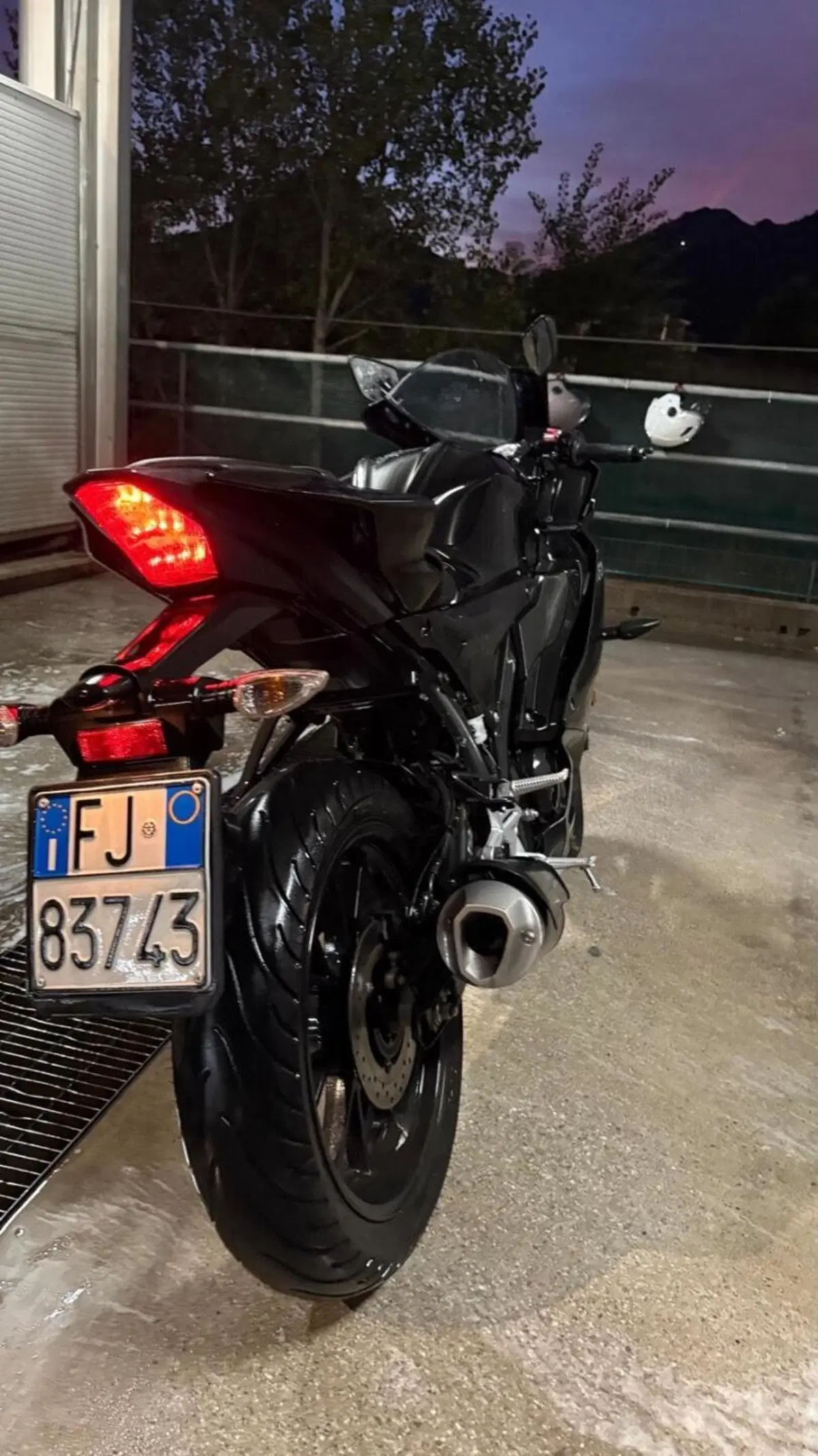 Yamaha YZF R125 (2023 - 26) (8)