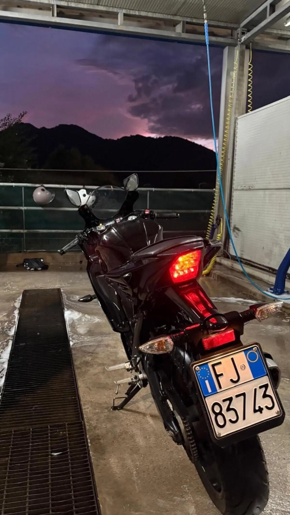 Yamaha YZF R125 (2023 - 26) (9)