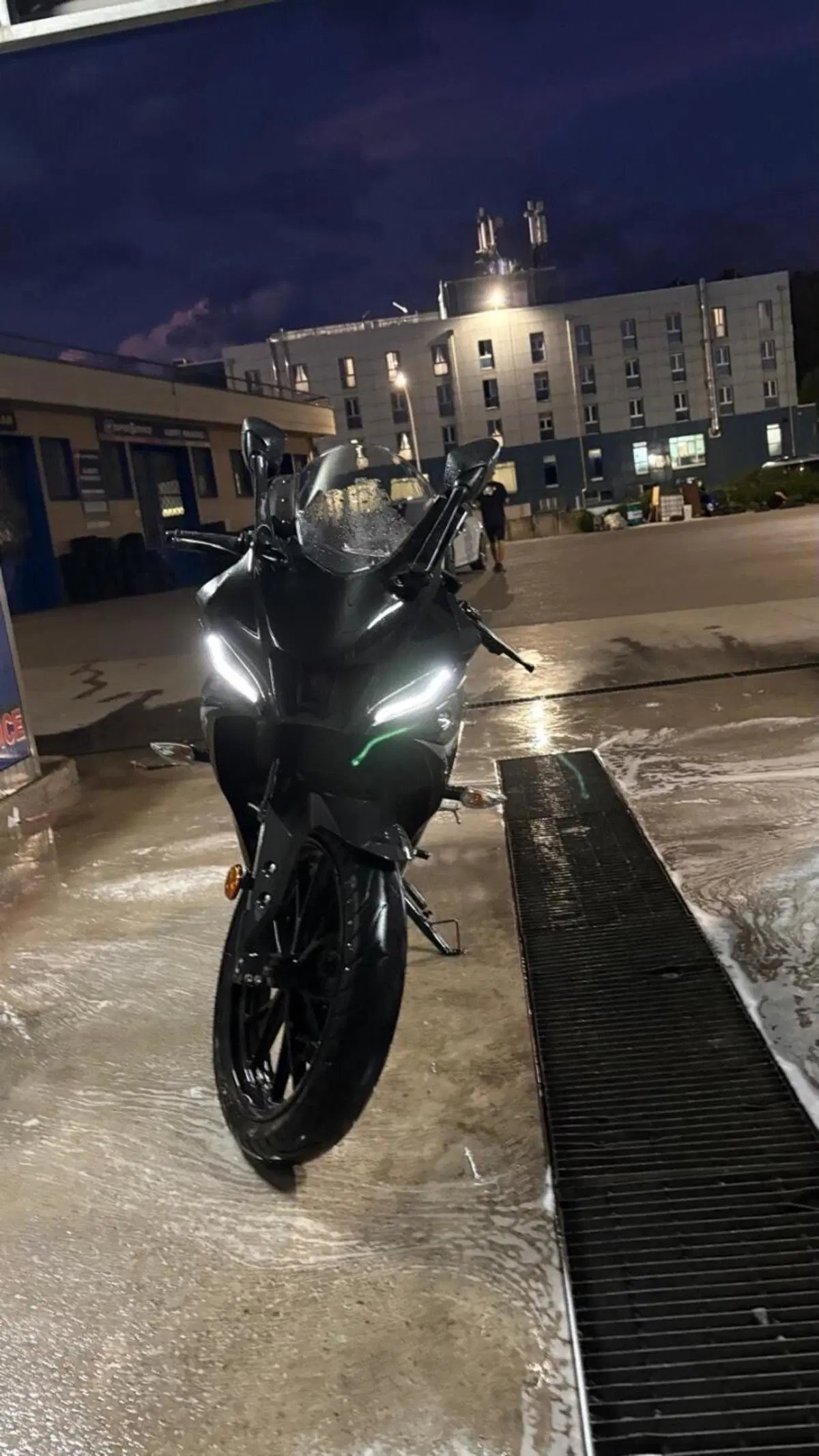Yamaha YZF R125 (2023 - 26) (11)