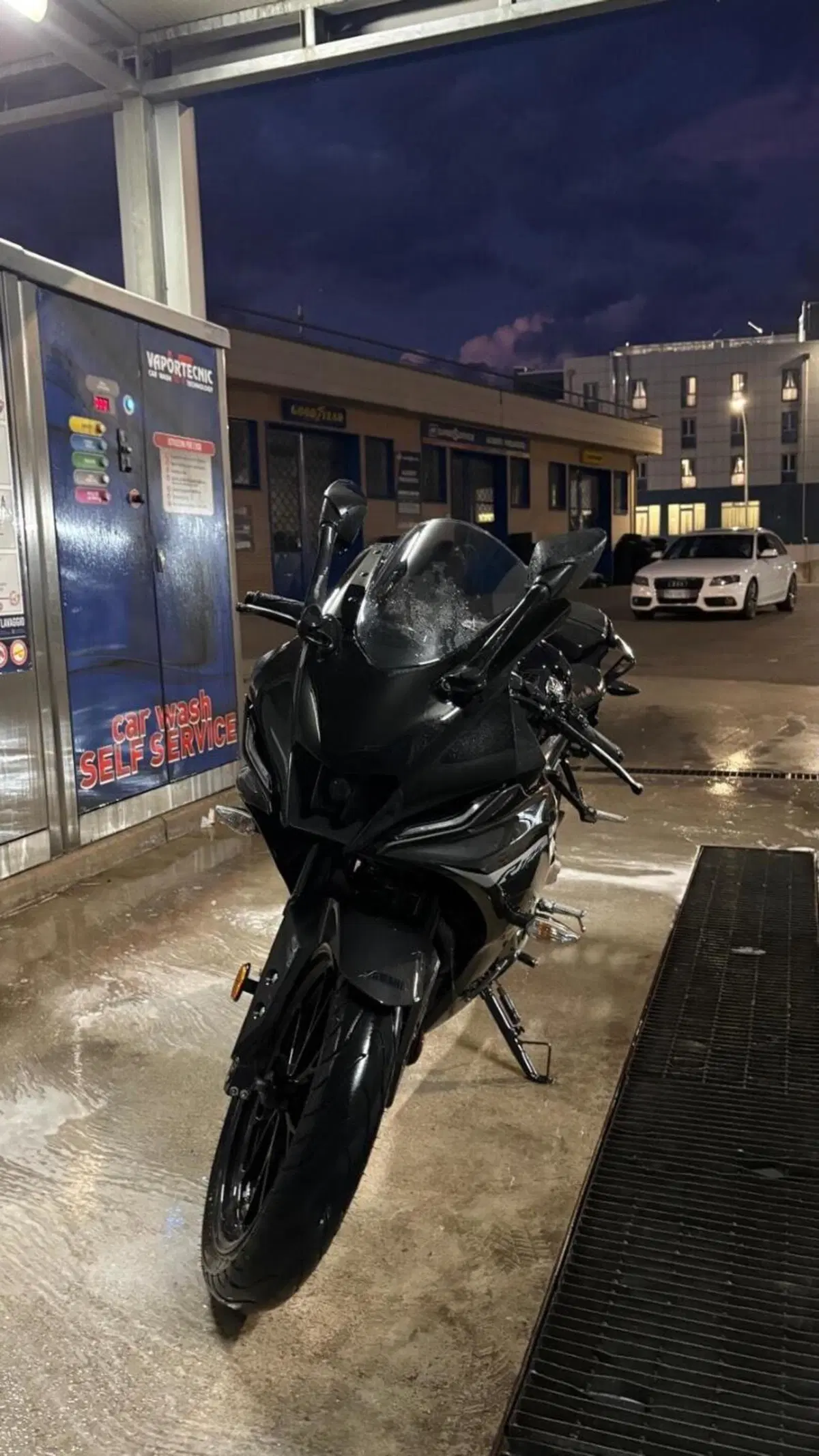 Yamaha YZF R125 (2023 - 26) (17)