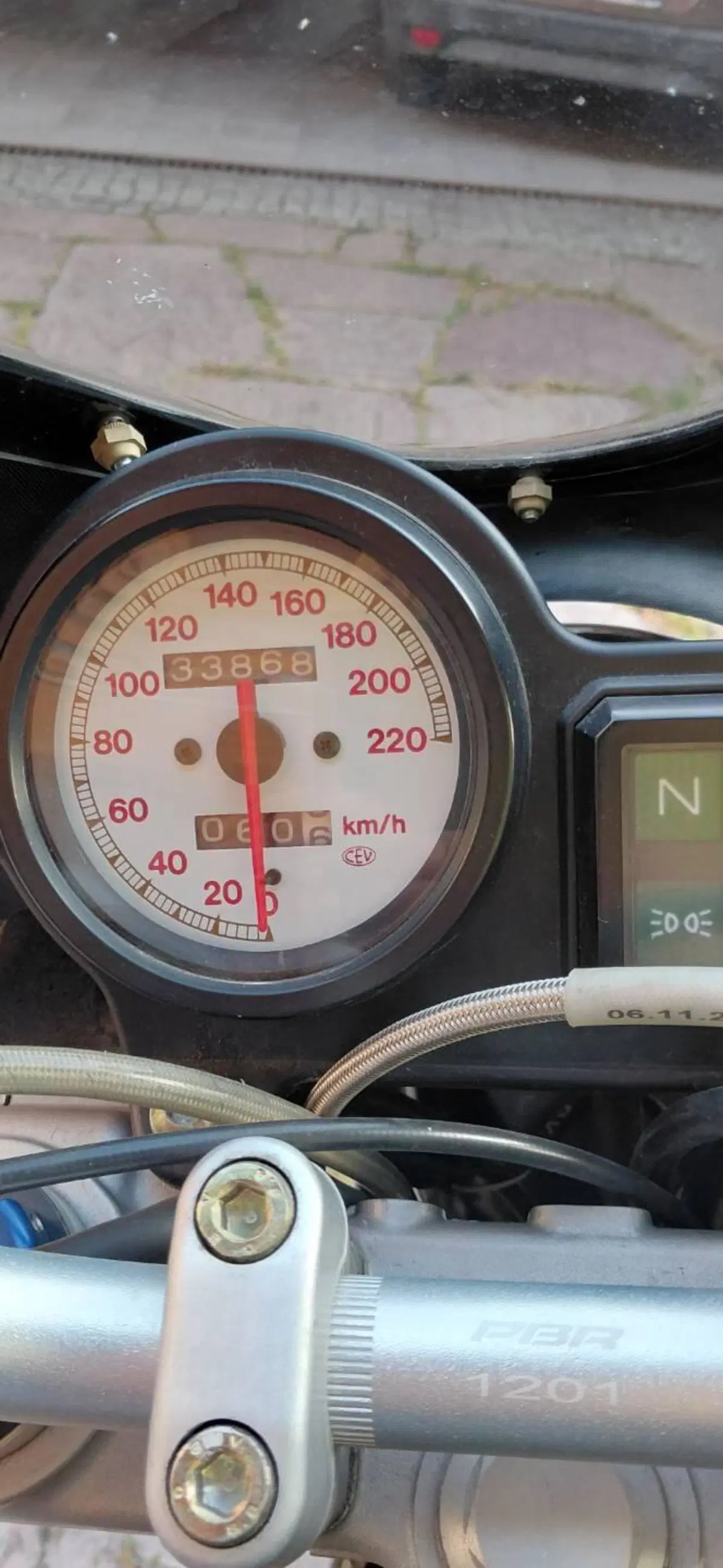 Ducati Monster 750 City (1998 - 02) (2)