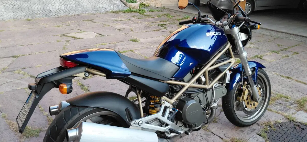 Ducati Monster 750 City (1998 - 02) (3)