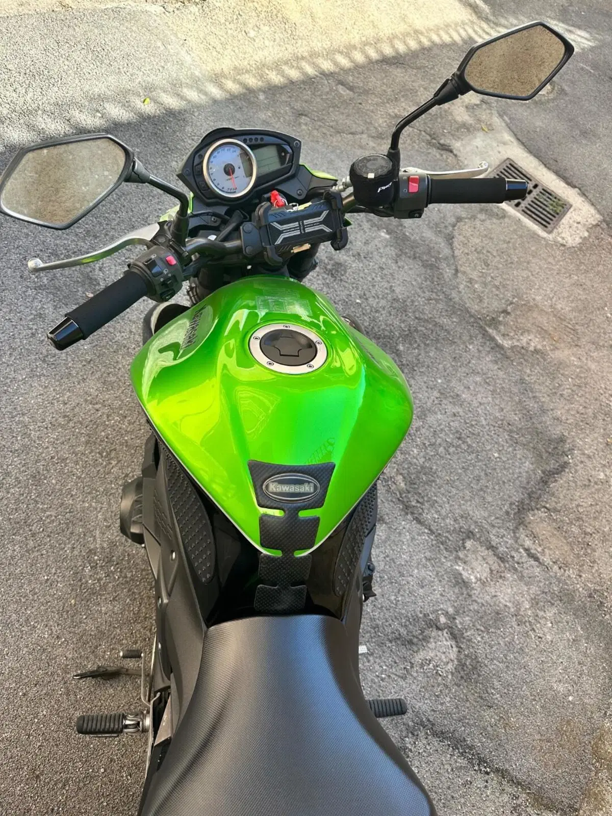 Kawasaki Z 750 (2007 - 14) (5)