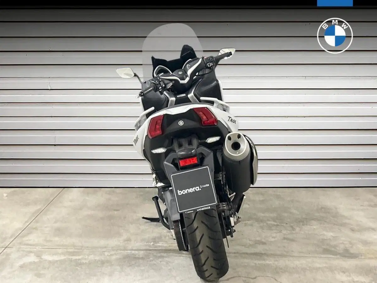 Yamaha T-Max 530 DX (2017 - 19) (4)