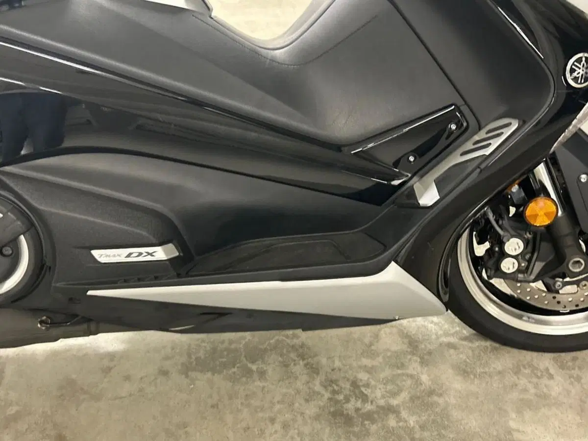 Yamaha T-Max 530 DX (2017 - 19) (12)