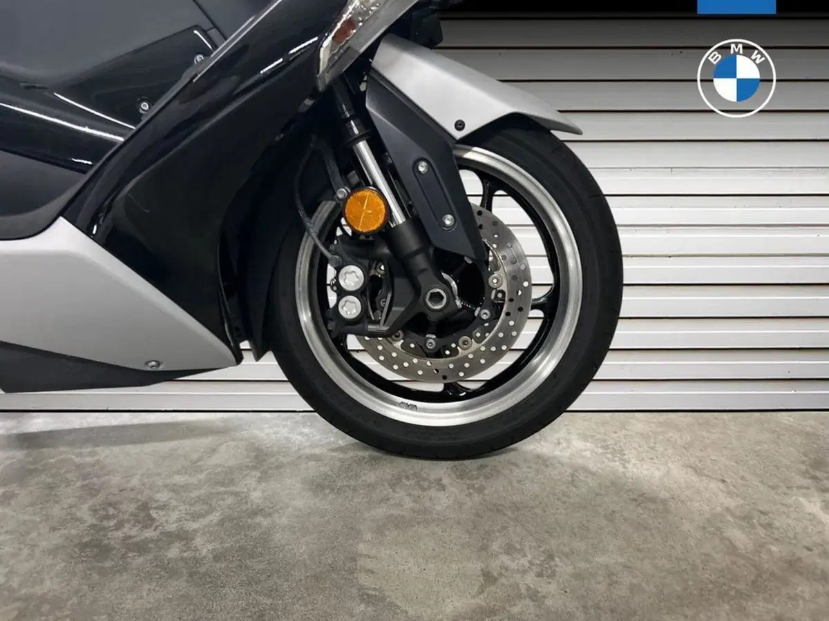 Yamaha T-Max 530 DX (2017 - 19) (14)