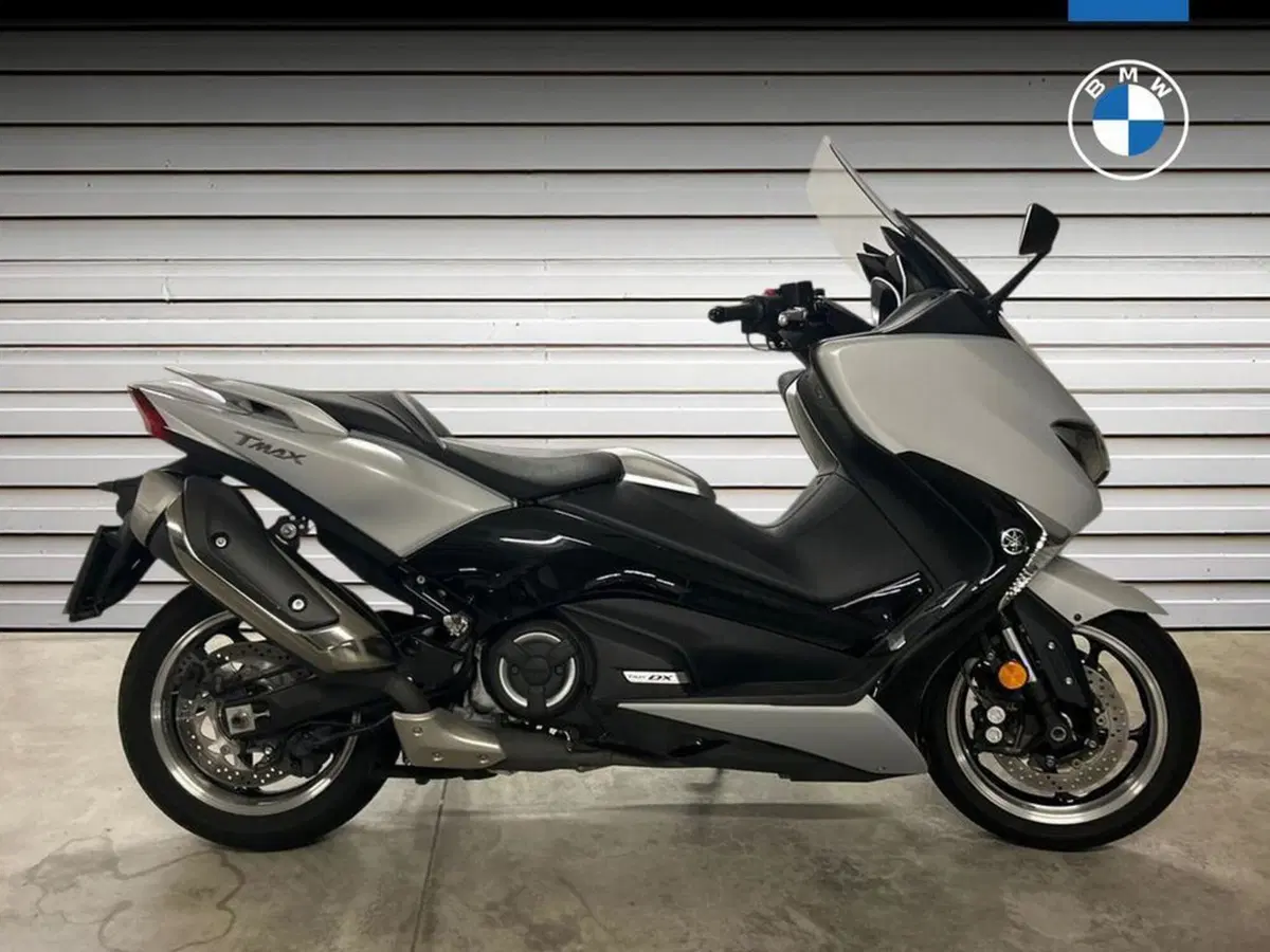 Yamaha T-Max 530 DX (2017 - 19) (5)