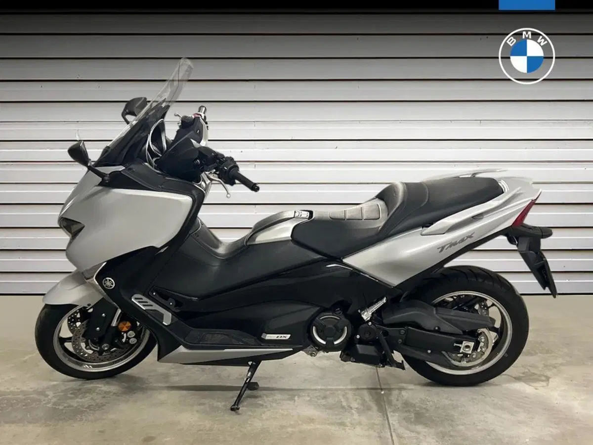 Yamaha T-Max 530 DX (2017 - 19) (3)