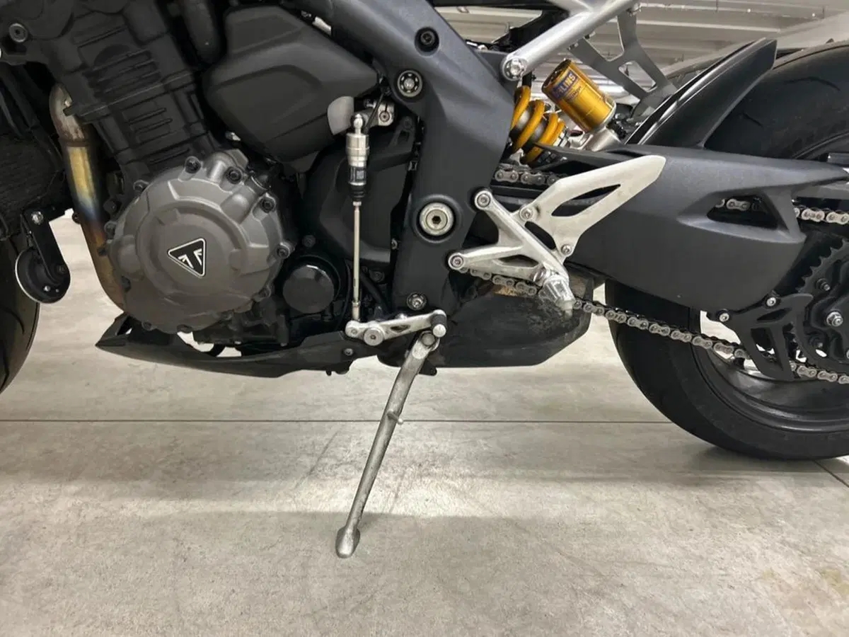 Triumph Speed Triple 1200 RS (2021 - 24) (13)
