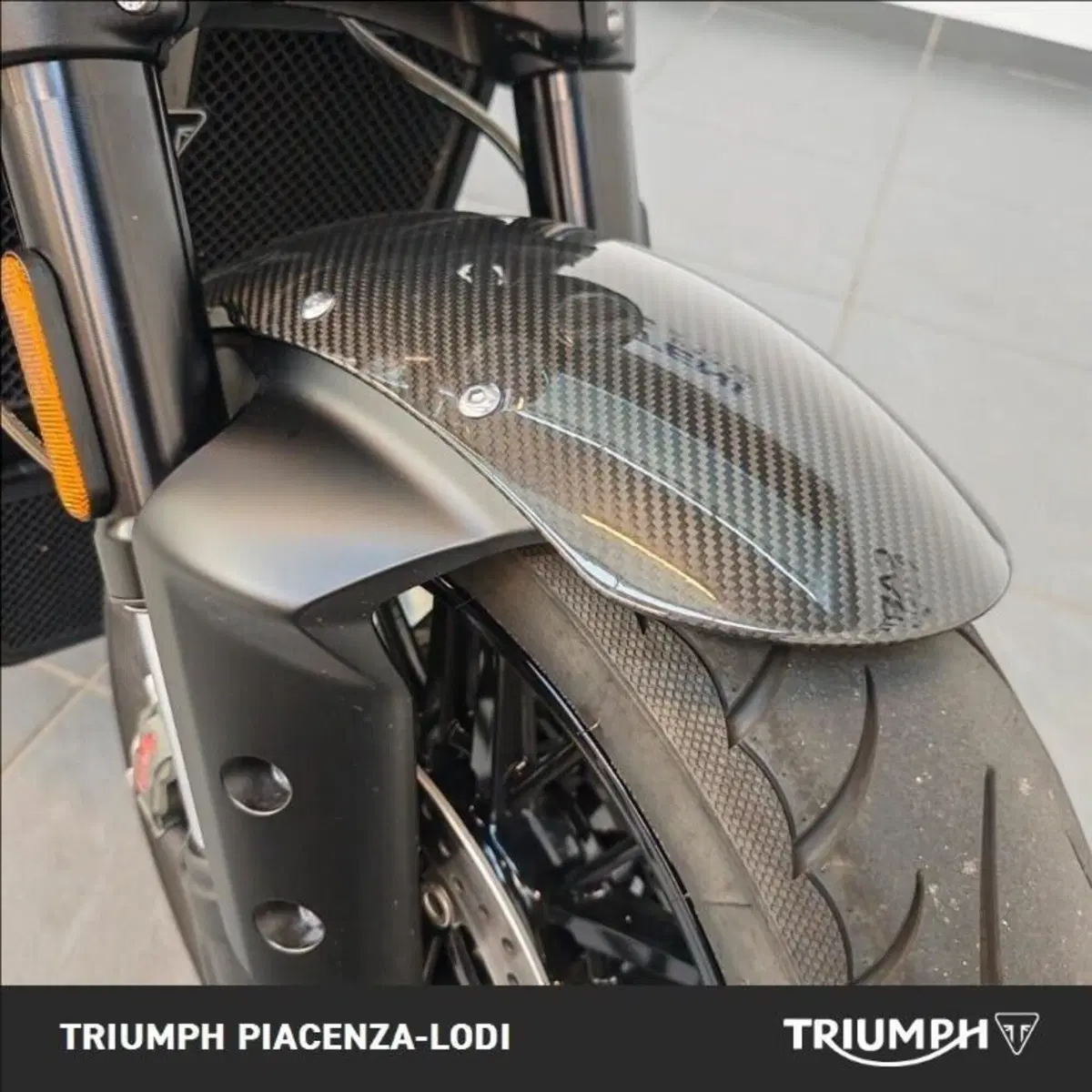 Triumph Rocket 3 R (2021 - 24) (5)