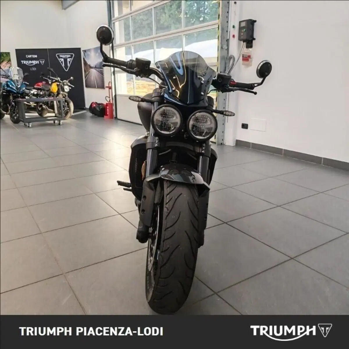 Triumph Rocket 3 R (2021 - 24) (4)