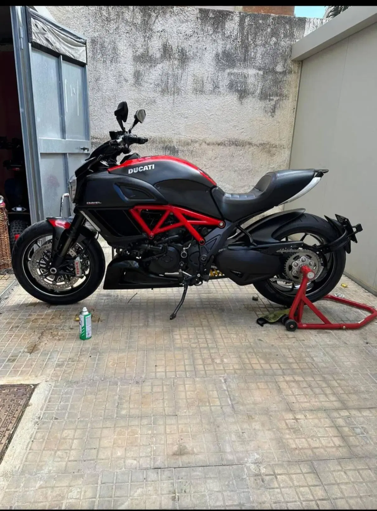 Ducati Diavel 1200 (2014 - 16) (3)