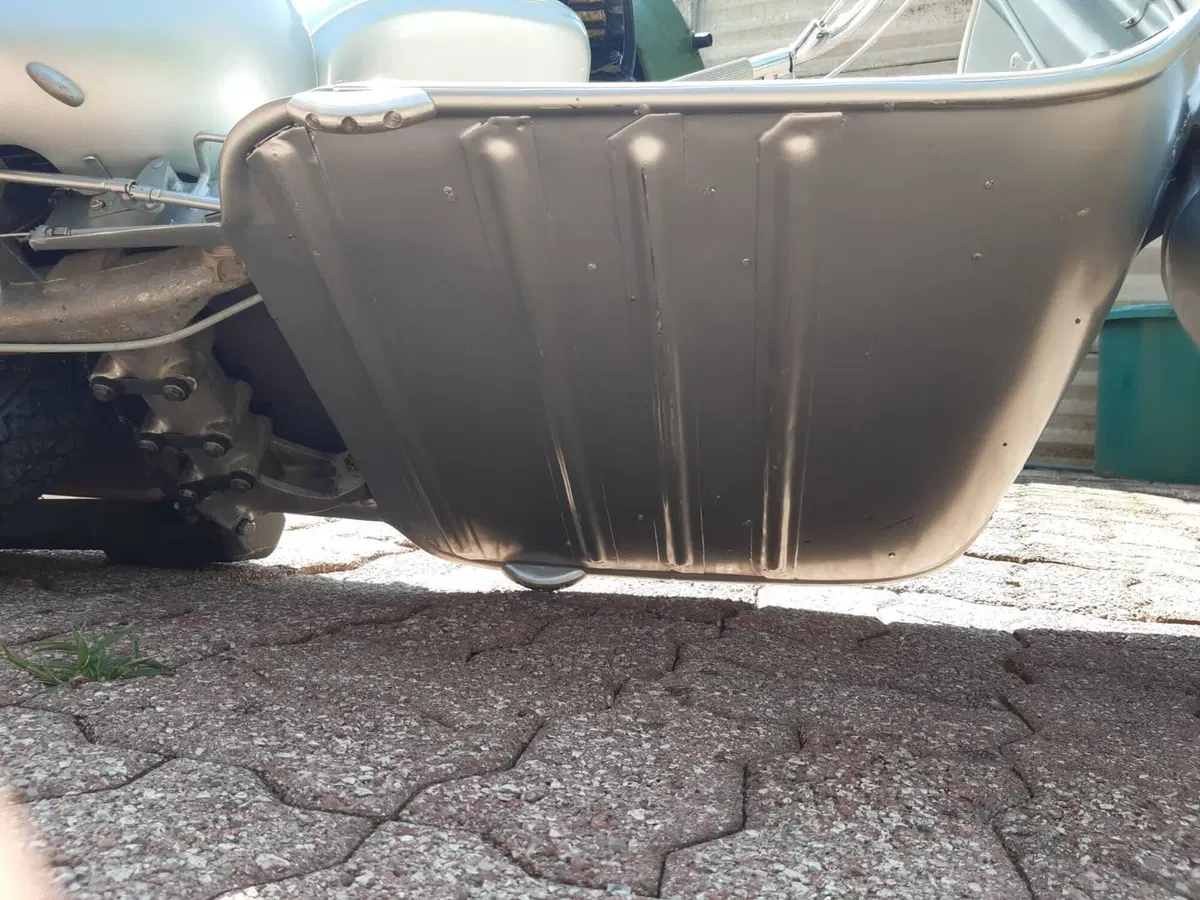Vespa V 98 (2)