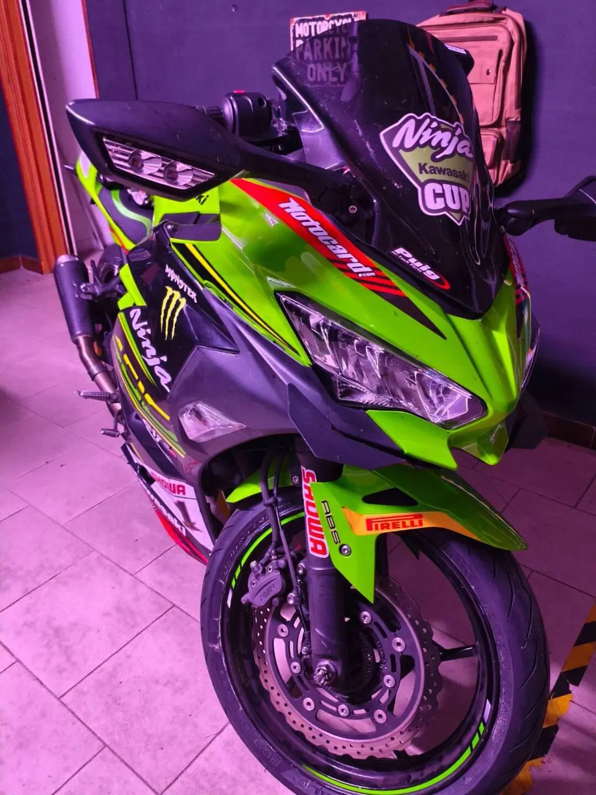Kawasaki Ninja 400 KRT (2018) (2)