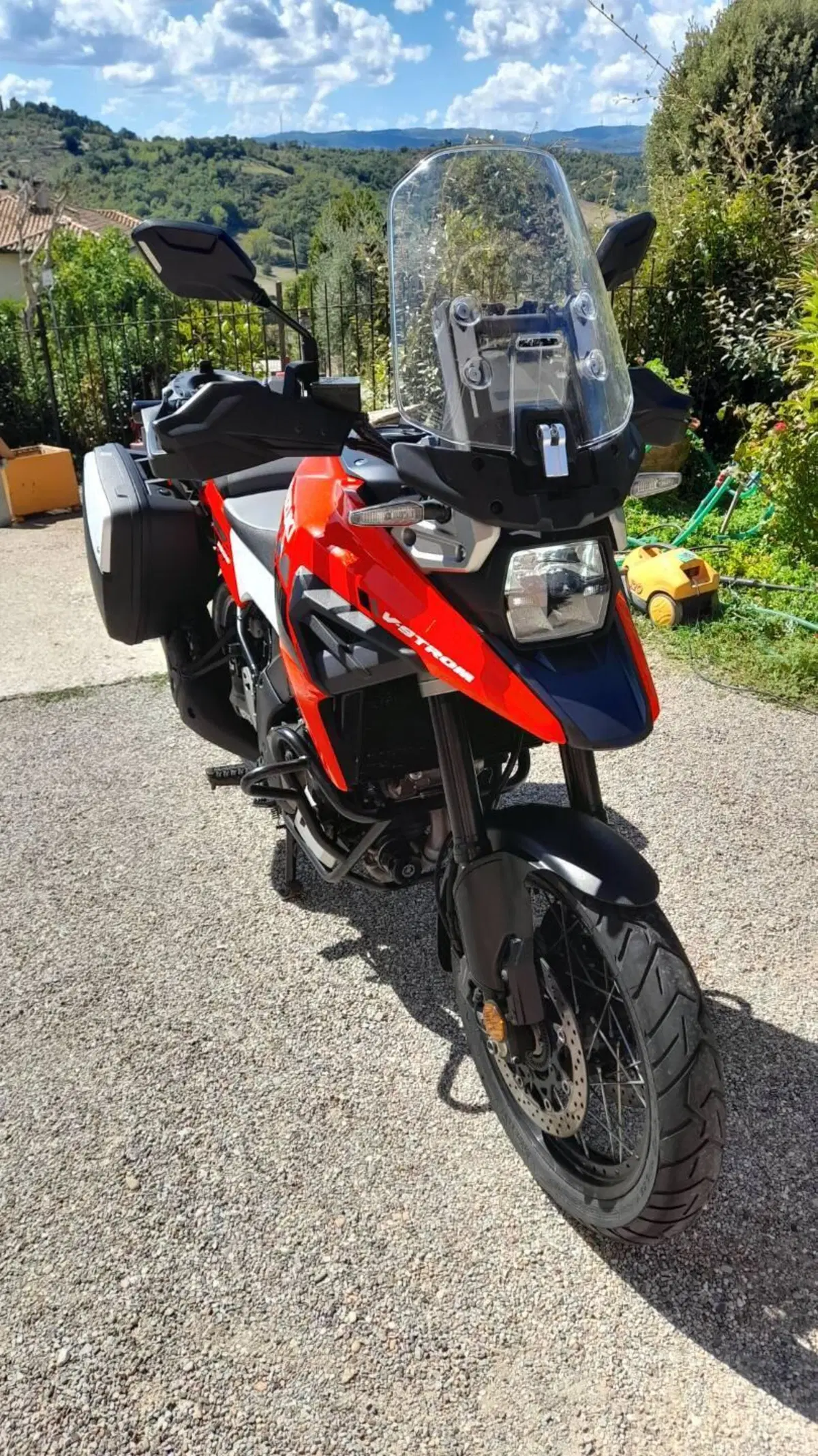 Suzuki V-Strom 1050XT Pro (2020 - 23) (4)