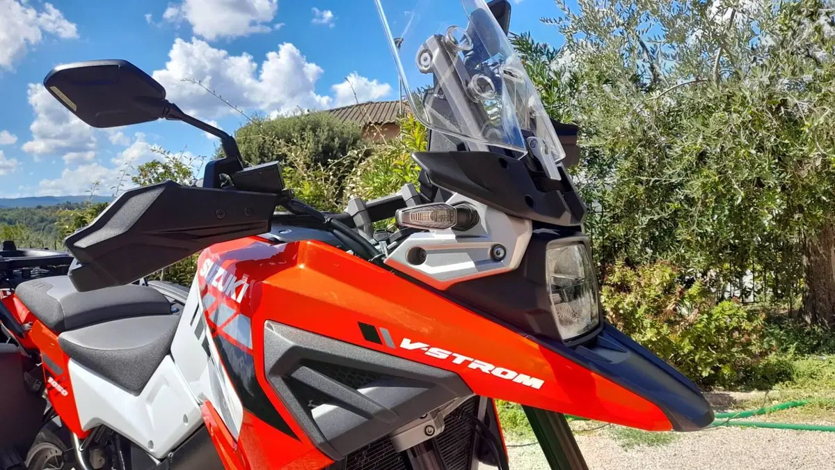 Suzuki V-Strom 1050XT Pro (2020 - 23) (10)