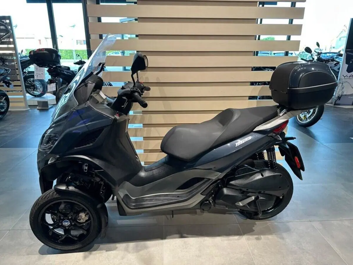 Piaggio MP3 310 Sport (2025 - 26) (5)