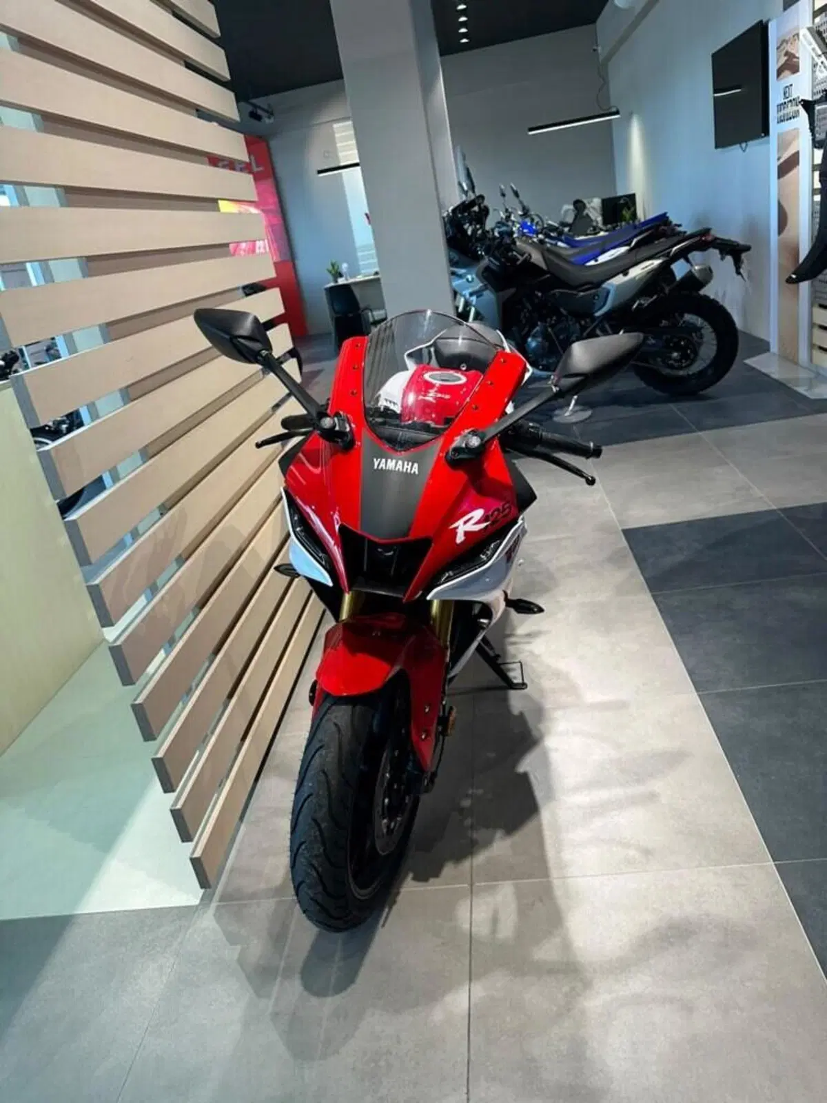 Yamaha YZF R125 70th (2026) (5)