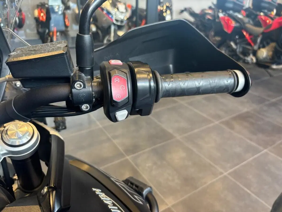 Triumph Tiger 800 XRx (2018 - 20) (8)