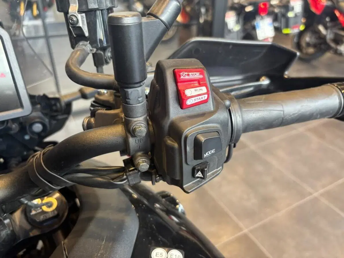 Yamaha Tracer 9 GT+ (2023 - 24) (8)