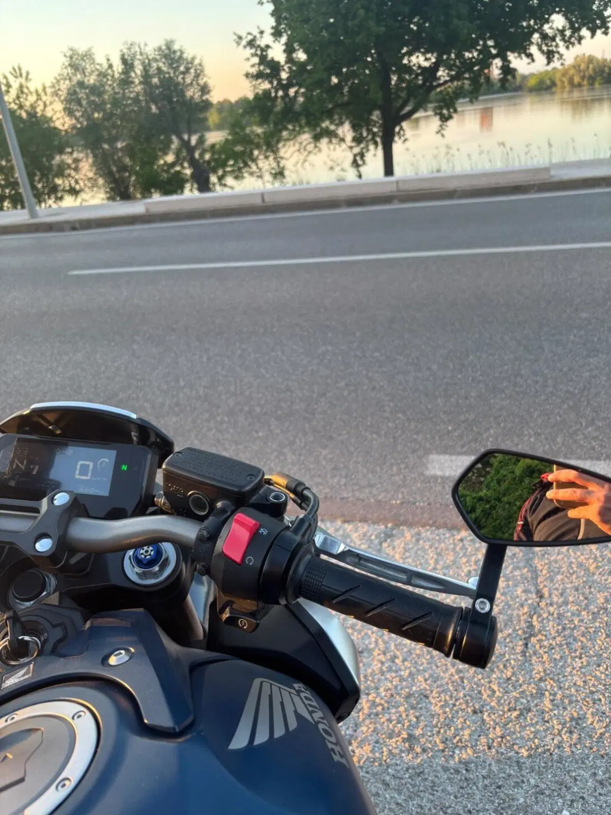 Honda CB 650 R (2019 - 20) (7)