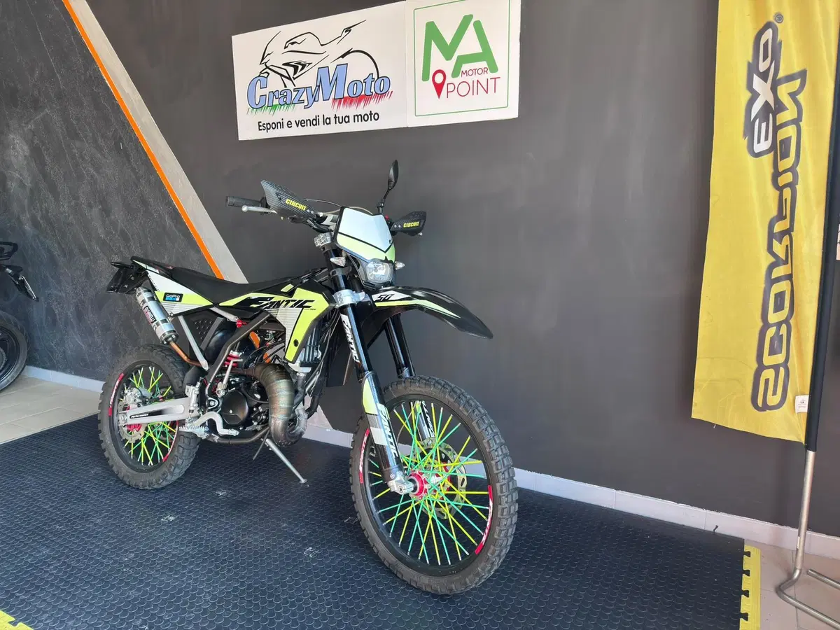 Fantic Motor Enduro 50 Performance 2t (2020) (3)