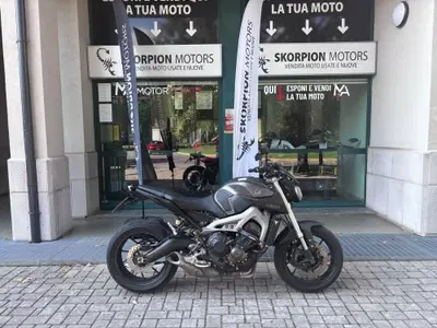 Yamaha MT-09 ABS (2013 - 15) usata