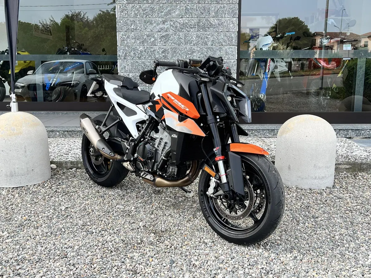 KTM 990 Duke (2024 - 26) (2)