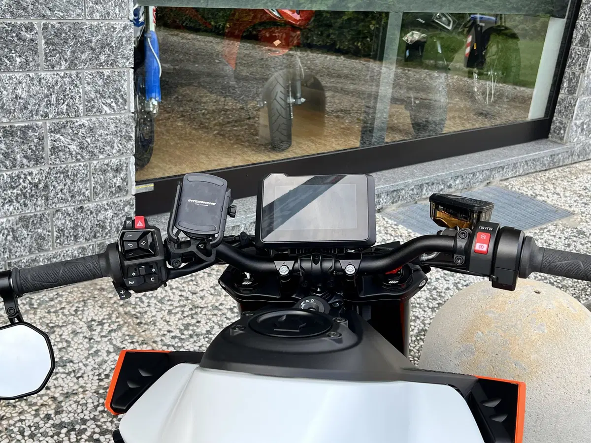 KTM 990 Duke (2024 - 26) (7)