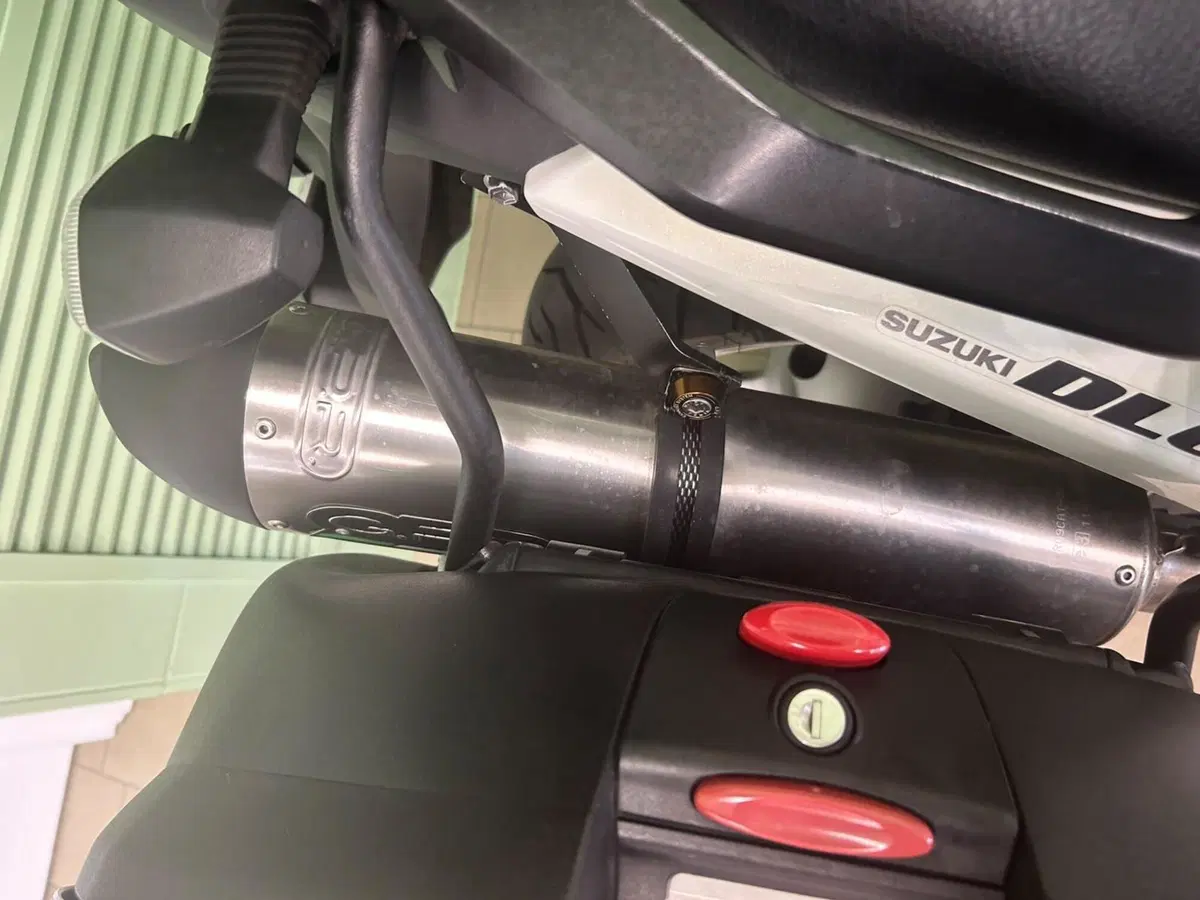 Suzuki V-Strom 650 (2008 - 11) (10)