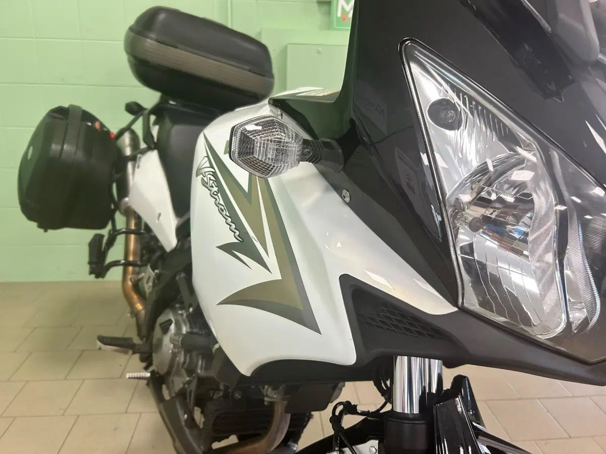 Suzuki V-Strom 650 (2008 - 11) (13)