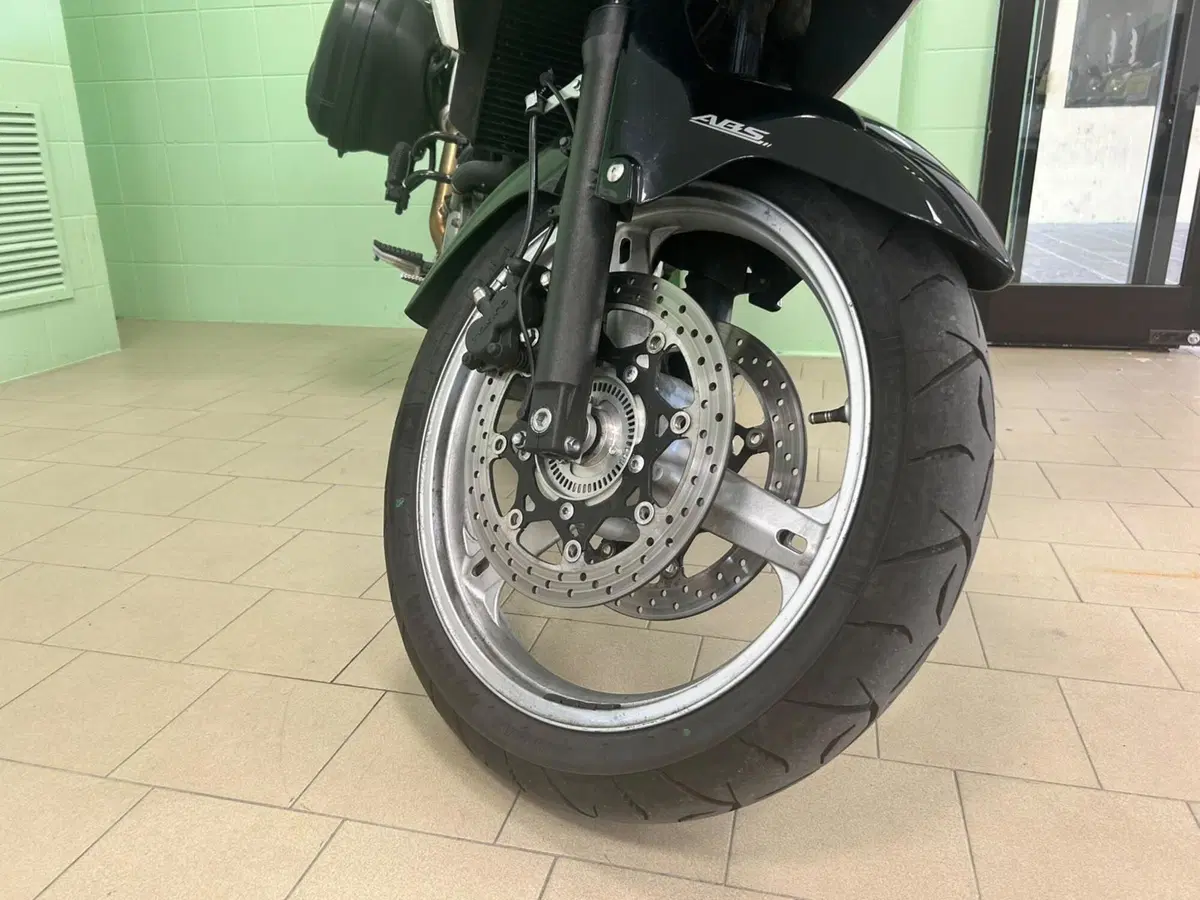 Suzuki V-Strom 650 (2008 - 11) (18)