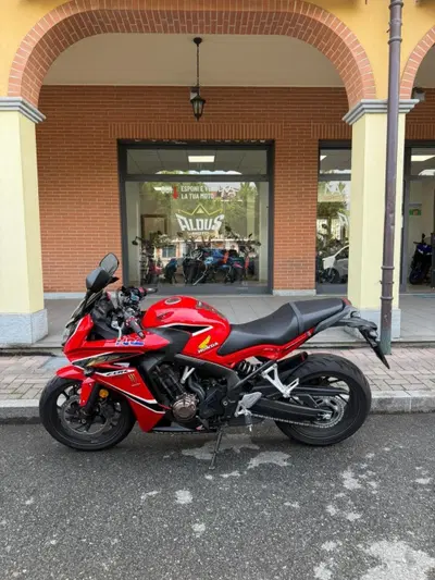 Honda CBR 650 F (2017 - 18) usata