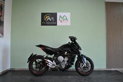 MV Agusta Rivale 800 EAS ABS (2013 - 17) usata