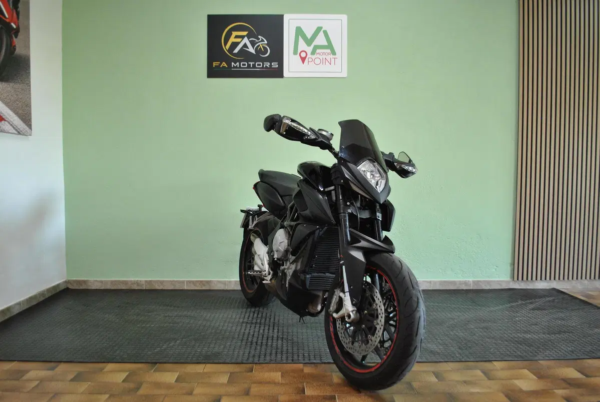 MV Agusta Rivale 800 EAS ABS (2013 - 17) (6)