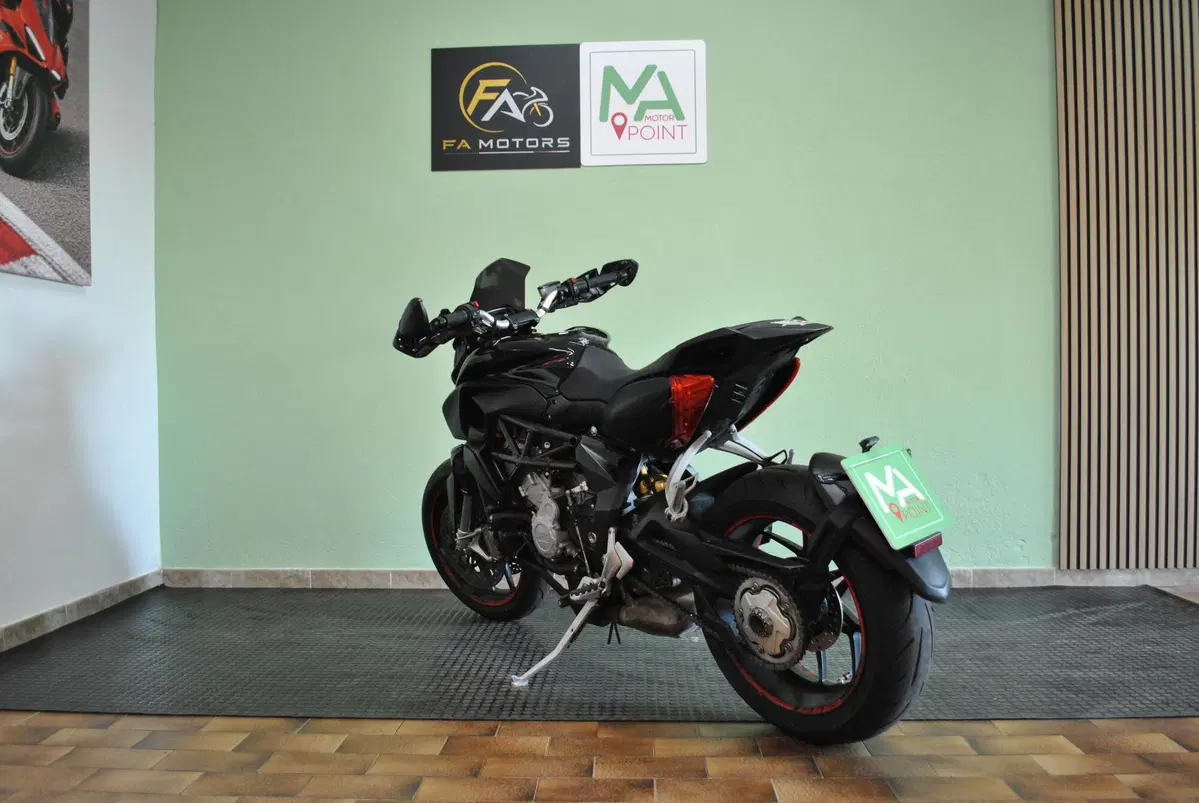 MV Agusta Rivale 800 EAS ABS (2013 - 17) (8)