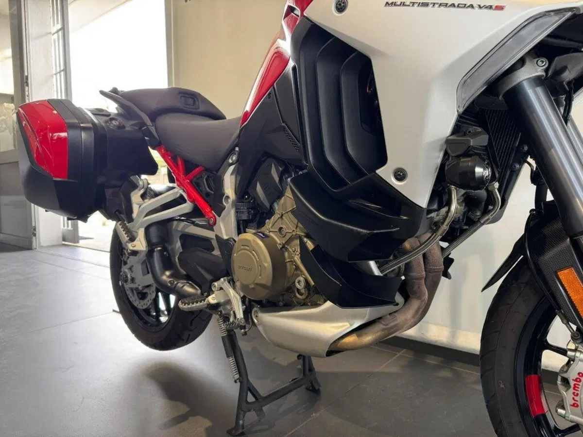 Ducati Multistrada V4 S (2021 - 24) (15)