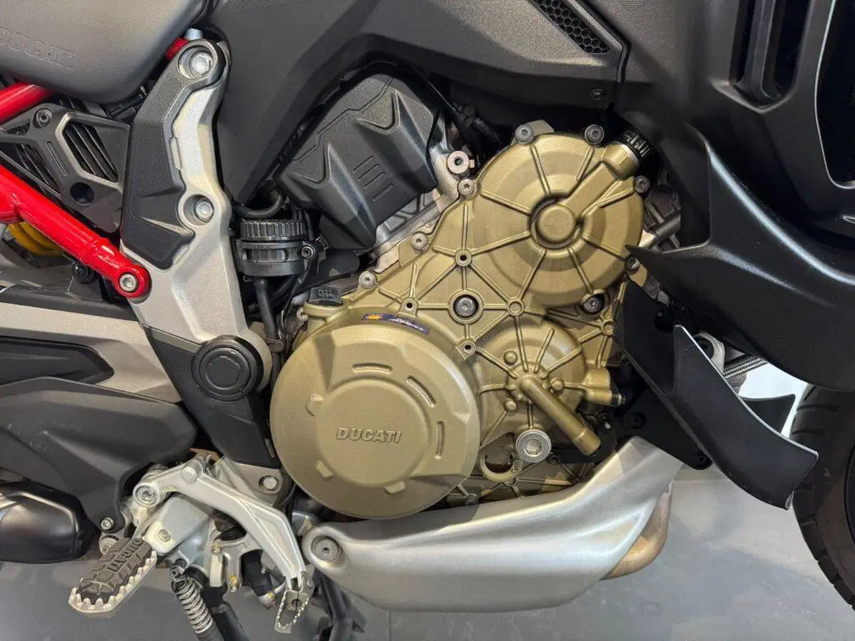 Ducati Multistrada V4 S (2021 - 24) (12)