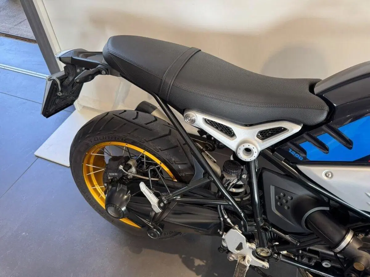 Bmw R nineT Urban GS (2021 - 24) (6)
