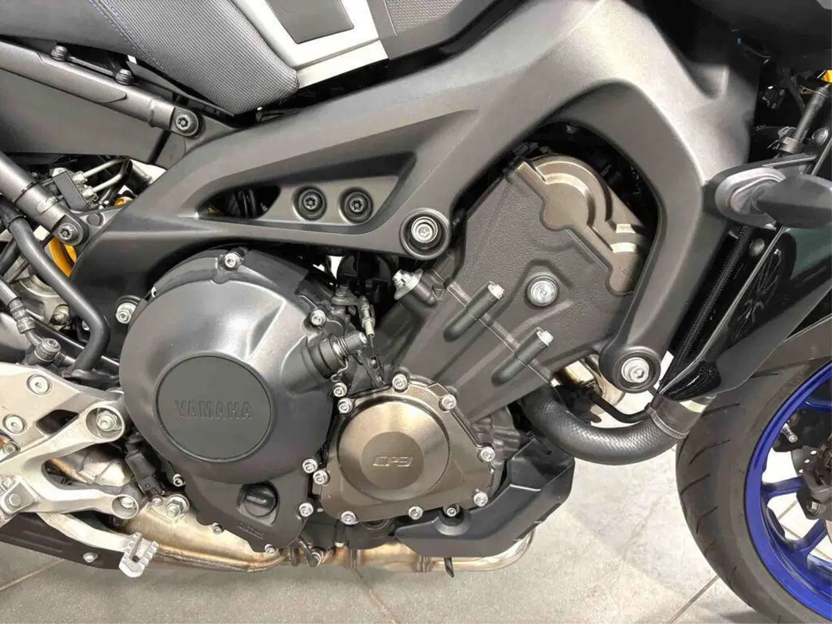 Yamaha MT-09 SP (2018 - 20) (5)