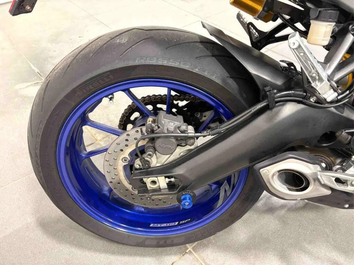Yamaha MT-09 SP (2018 - 20) (8)