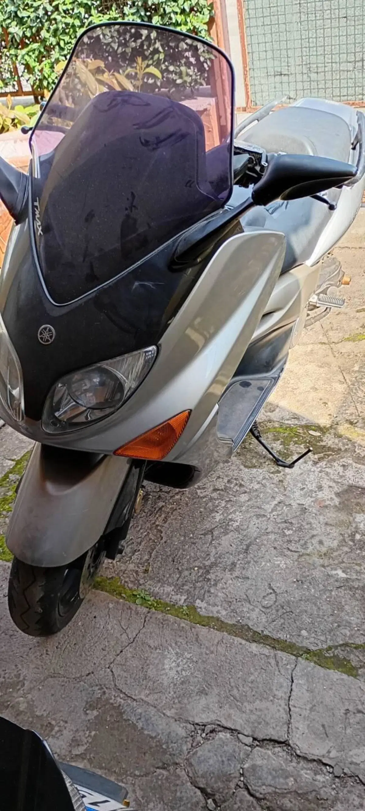 Yamaha T-Max 500 (2001 - 03) (2)