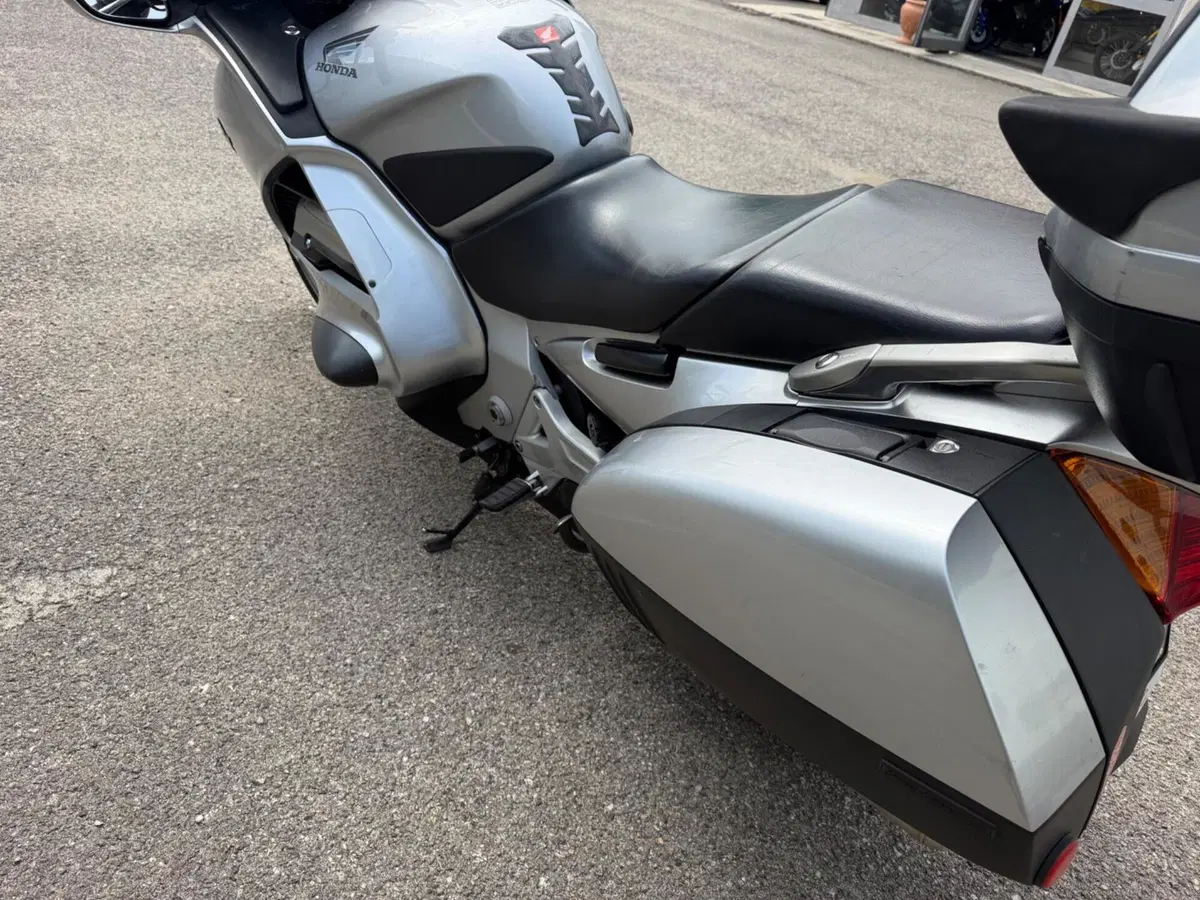 Honda Pan European ABS (2002 - 13) (5)