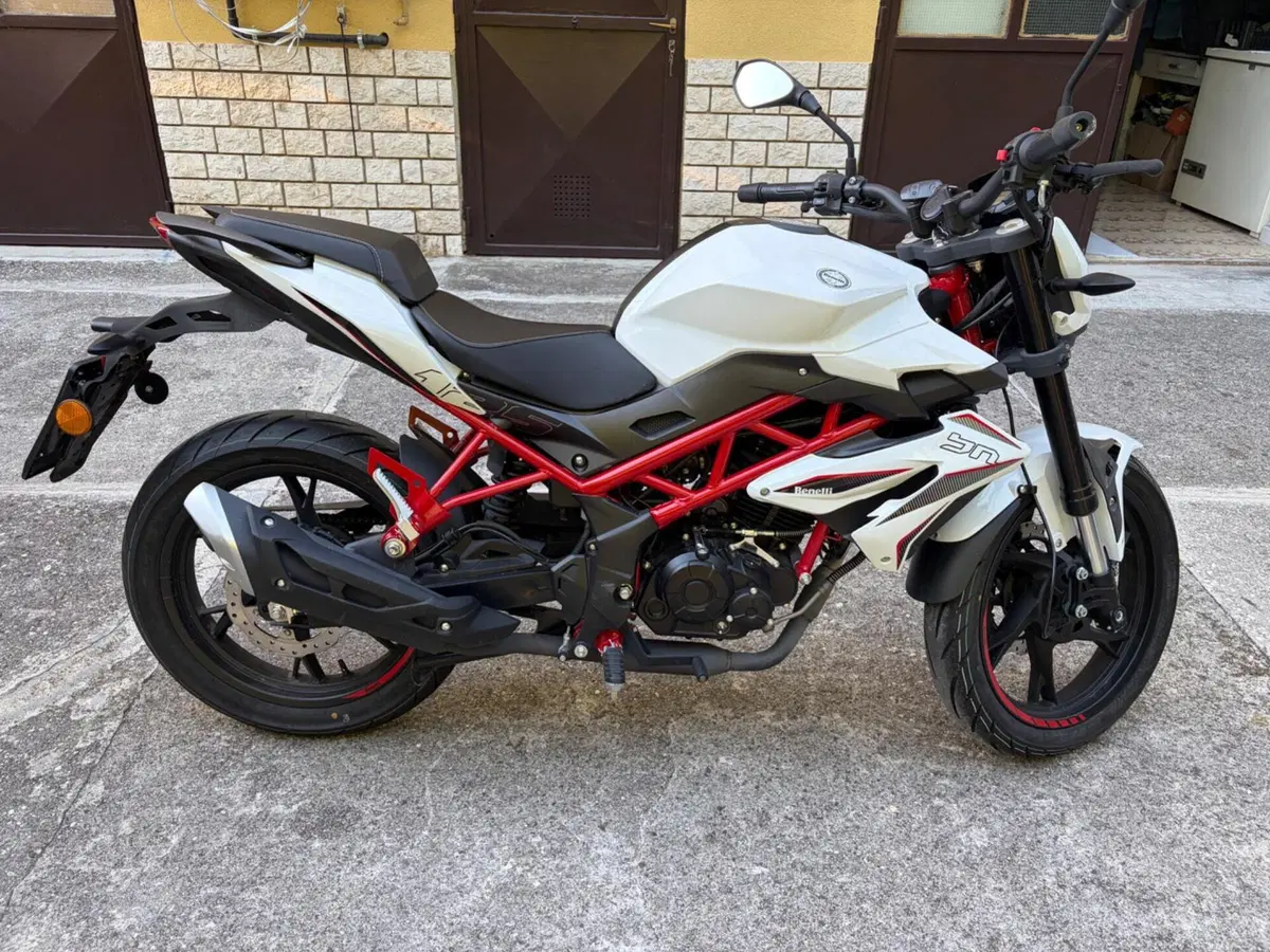 Benelli BN 125 (2021 - 25)