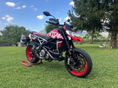Ducati Hypermotard 950 RVE (2020) usata