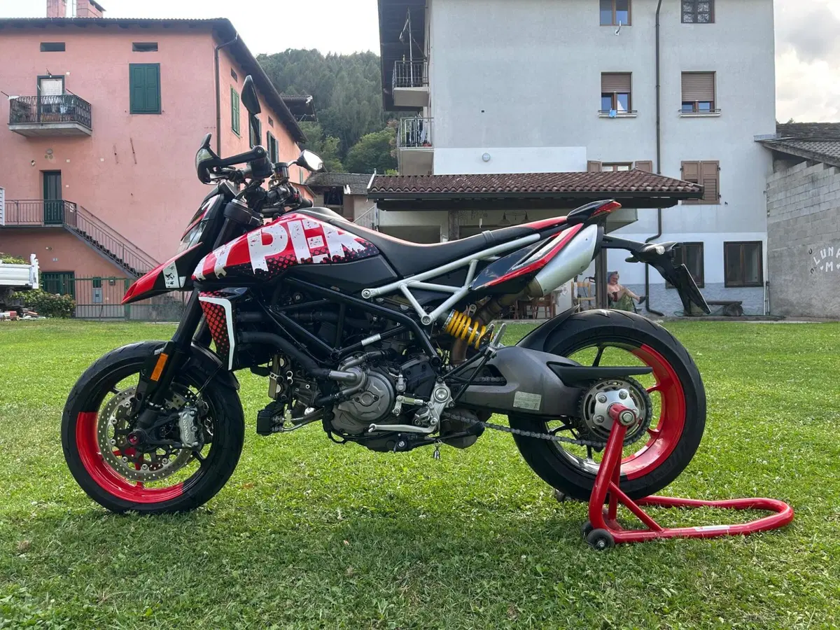 Ducati Hypermotard 950 RVE (2020) (3)