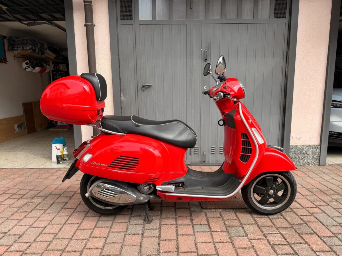 Vespa GTS 300 Super ABS (2014 - 16) (3)