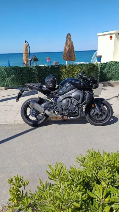 Yamaha MT-10 (2022 - 26) usata