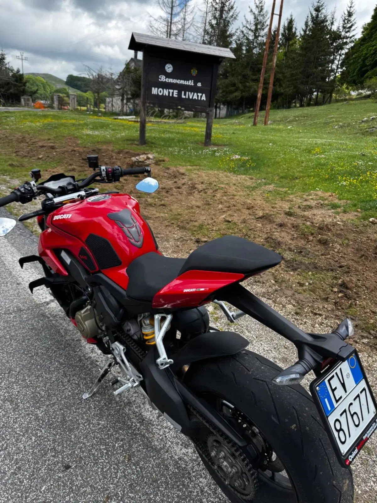Ducati Streetfighter V4 1100 (2021 - 22) (2)
