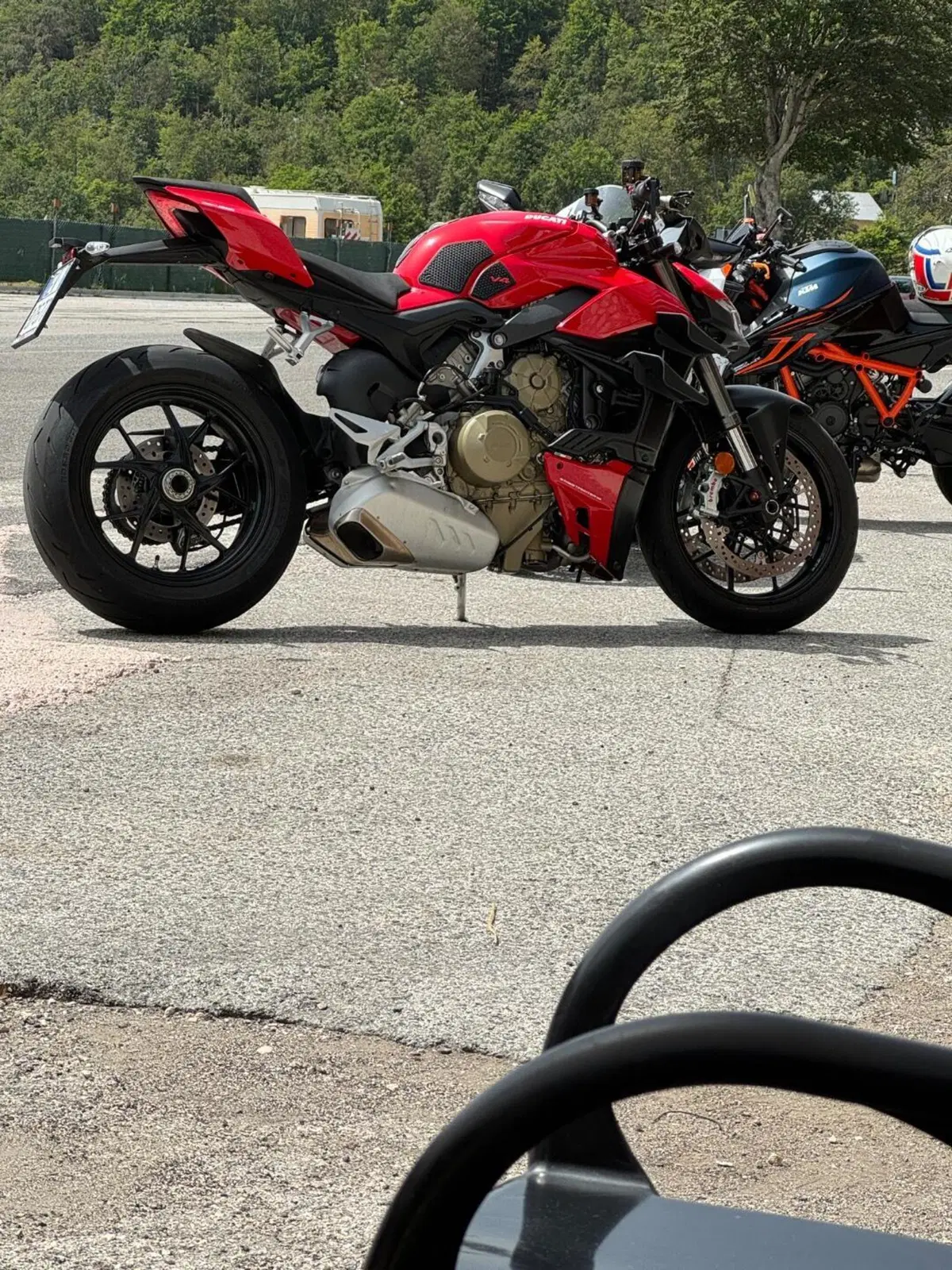 Ducati Streetfighter V4 1100 (2021 - 22) (4)